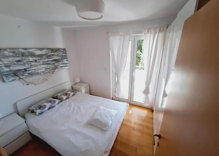 Mare Lux Appartement *